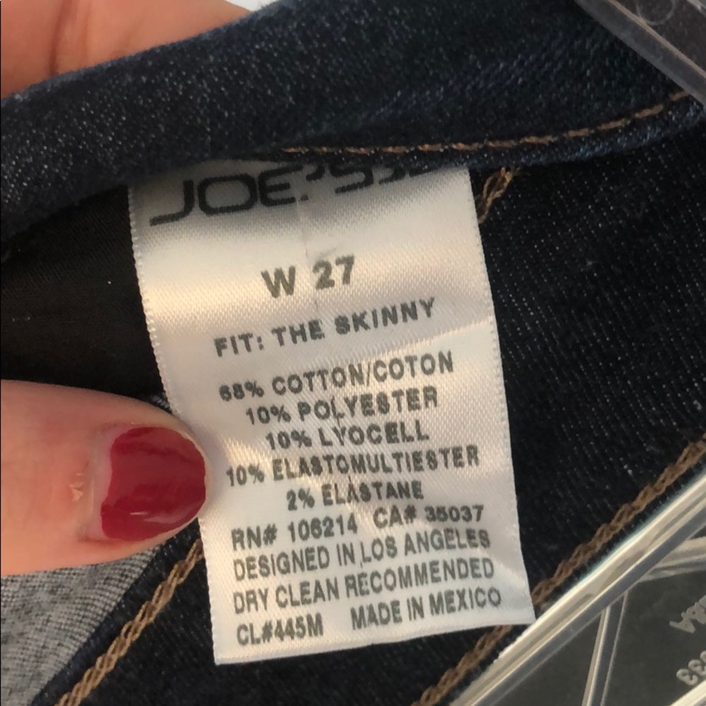 Joe’s jeans W27 skinny fit dark wash - Picture 3 of 3